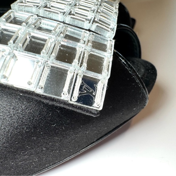 Louis Vuitton Music Hall Black Satin W Mirror LV Logo Peep Toe Pumps, Size 38.5 - Picture 8 of 15